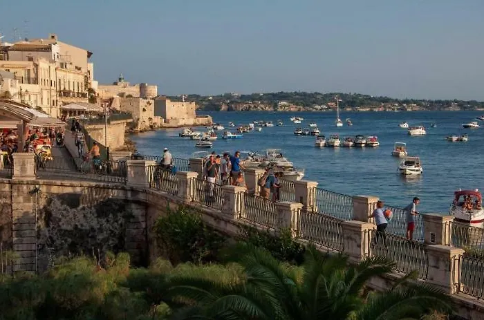 Pasitea 锡拉库扎